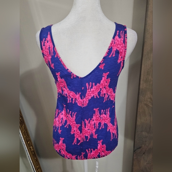 LILLY PULITZER Gigi V Neck Tank In Giraffe Iris/pink. Size XXS - Picture 10 of 10